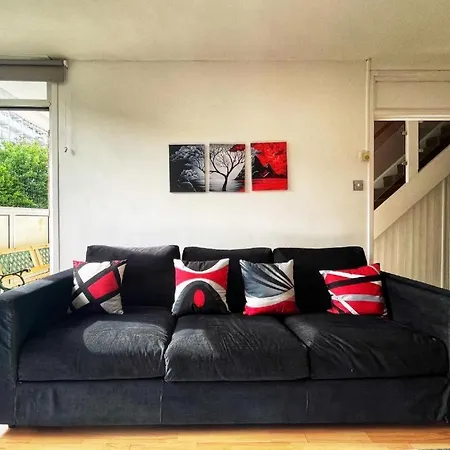 Tom Place In Mile End - 2 Double Beds, 1 Bunk Bed, Max 6, Spacious, Ideal For Families London Exterior photo